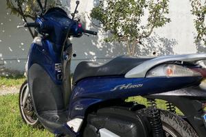 Honda SH 300
