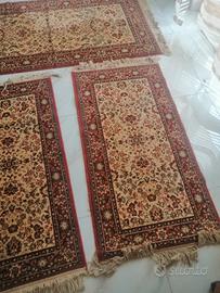 3 Scendiletto di tappeto persiano