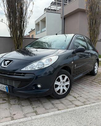 Peugeot 206 Plus GPL - 2012