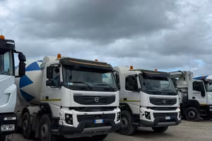 N. 2 AUTOBETONIERA IMER VOLVO FMX 460