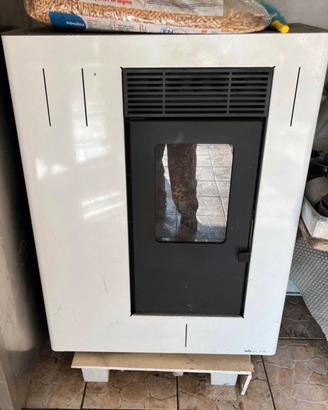 Stufa a pellet bianc 10,5kw