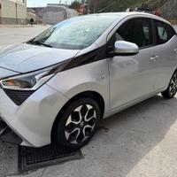 TOYOTA AYGO 1.0 NEOPATENTATI