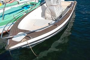 Barca selemar motore 40 70 del 2024