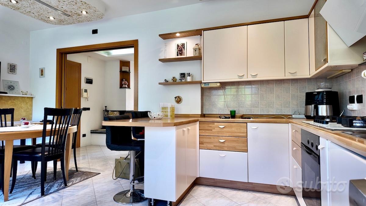 Apartment in Bolzano - Bozen, Centro Storico - Altstadt, Centro-Piani-Rencio - Zentrum-Bozner Boden-Rentsch - Vista 5