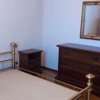 Camera da letto completa 