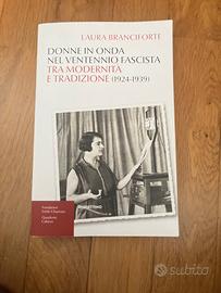 Donne in onda nel ventennio fascista 