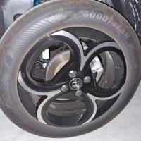treno completo gomme Goodyear 215/55 R18 ~nuove