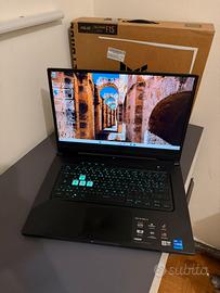 ASUS TUF Dash F15 15,6" Gaming 16GB Ram 512GB SSD