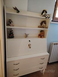Scrittoio a ribalta antico in legno con cassetti
