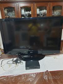 TELEVISORE HD 43 POLLICI LG E DECODER SATELLITARE 