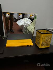 Specchio e set arredo bagno vintage