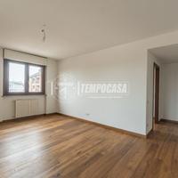 Trilocale, Via Pertini 42 - Settimo Milanese