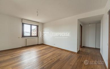 Trilocale, Via Pertini 42 - Settimo Milanese