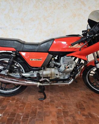 MOTO GUZZI V50