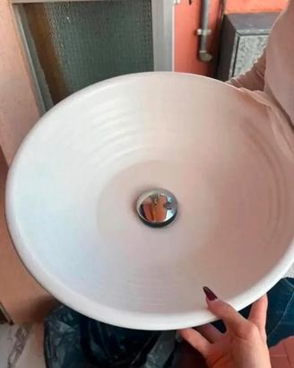 lavandino in ceramica