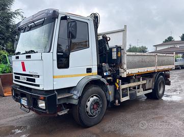 IVECO EUROCARGO 180E28K RIBALTABILE + GRU