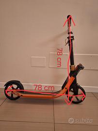 Monopattino Oxelo Town 5, molto resistente