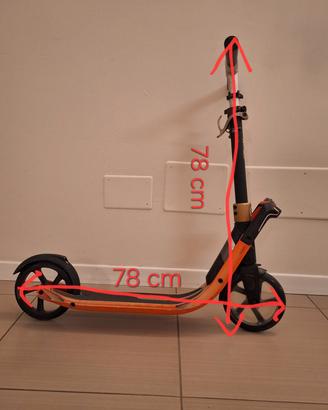 Monopattino Oxelo Town 5, molto resistente