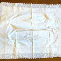 Federa antica ricamata