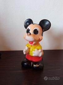 Mickey Mouse in gomma LEDRAWalt Disney Productions