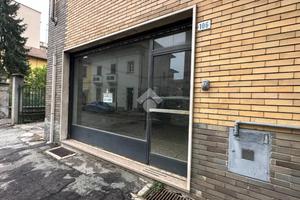 NEGOZIO A NOVI LIGURE