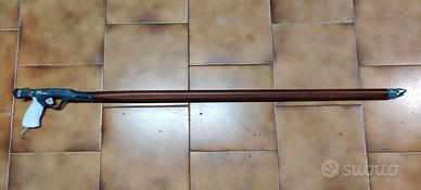 Fucile Sub arbalete in legno 115 cm.