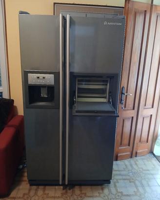 Frigorifero  Americano  side by Ariston
