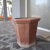 Vasi in terracotta. 