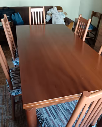  tavolo da pranzo e 6 sedie  