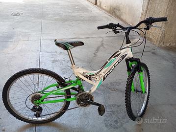 Mountain Bike CRX Montana