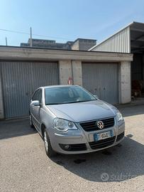 VOLKSWAGEN POLO 2008 GPL