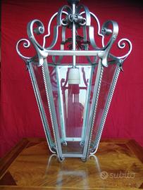 LAMPADARIO FERRO BATTUTO. 
