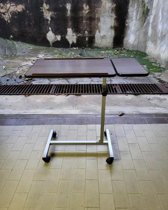 Tavolino sollevabile ed inclinabile