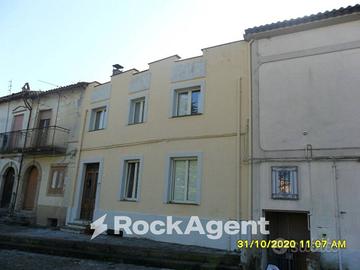 TRECCHINA DELIZIOSA ABITAZIONE NEL CENTRO