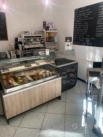 Locale Commerciale C/1 in Via Roma