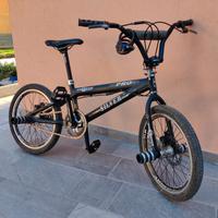 Bicicletta BMX