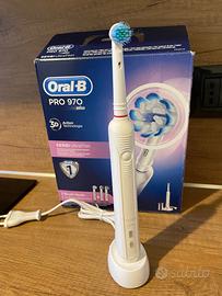 Spazzolino elettrico Oral B pro 970