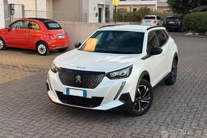 Peugeot 2008 BlueHDi 130 S&S EAT8 GT