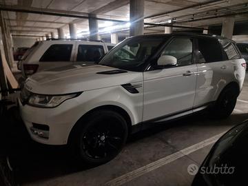 Range Rover Sport HSE anno  2016 in ottime condiz