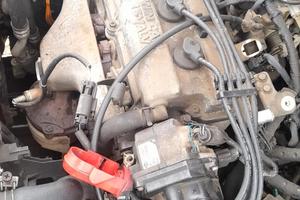 Nissan Micra K11 anno 2000 16V