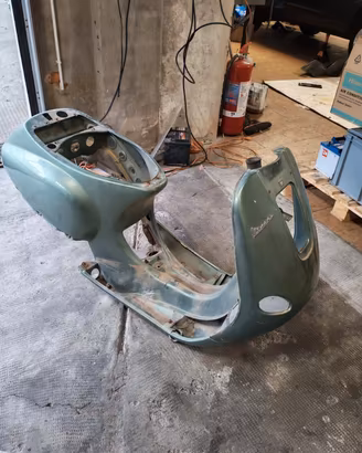 telaio vespa et4 125 1998