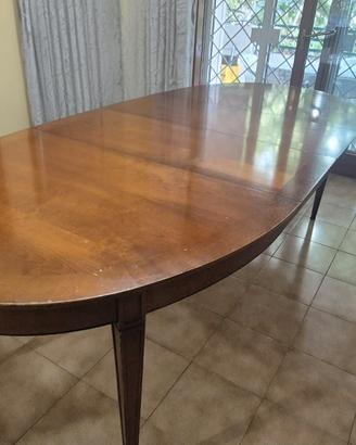 Tavolo da pranzo ovale allungabile in legno