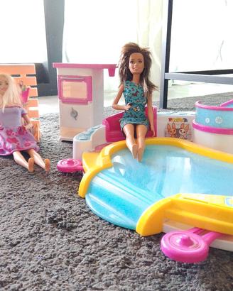Barbie forno pista di pattinaggio e passeggino 