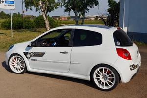 Clio RS f1 team