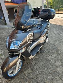 Scooter Yamaha Versity 300