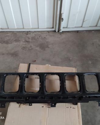 Griglia anteriore Jeep Renegade