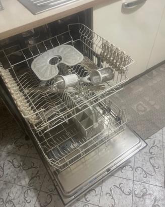 Lavastoglie zanussi
