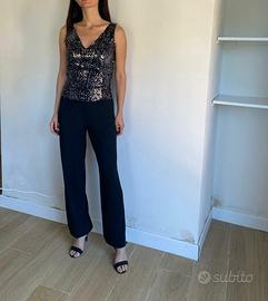 TUTA CON PANTALONE CRÊPE NERO TOP STRASS