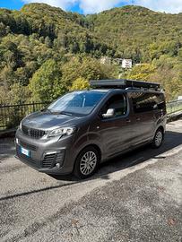 Peugeot Traveller