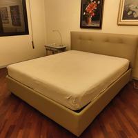 Letto matrimoniale con materasso